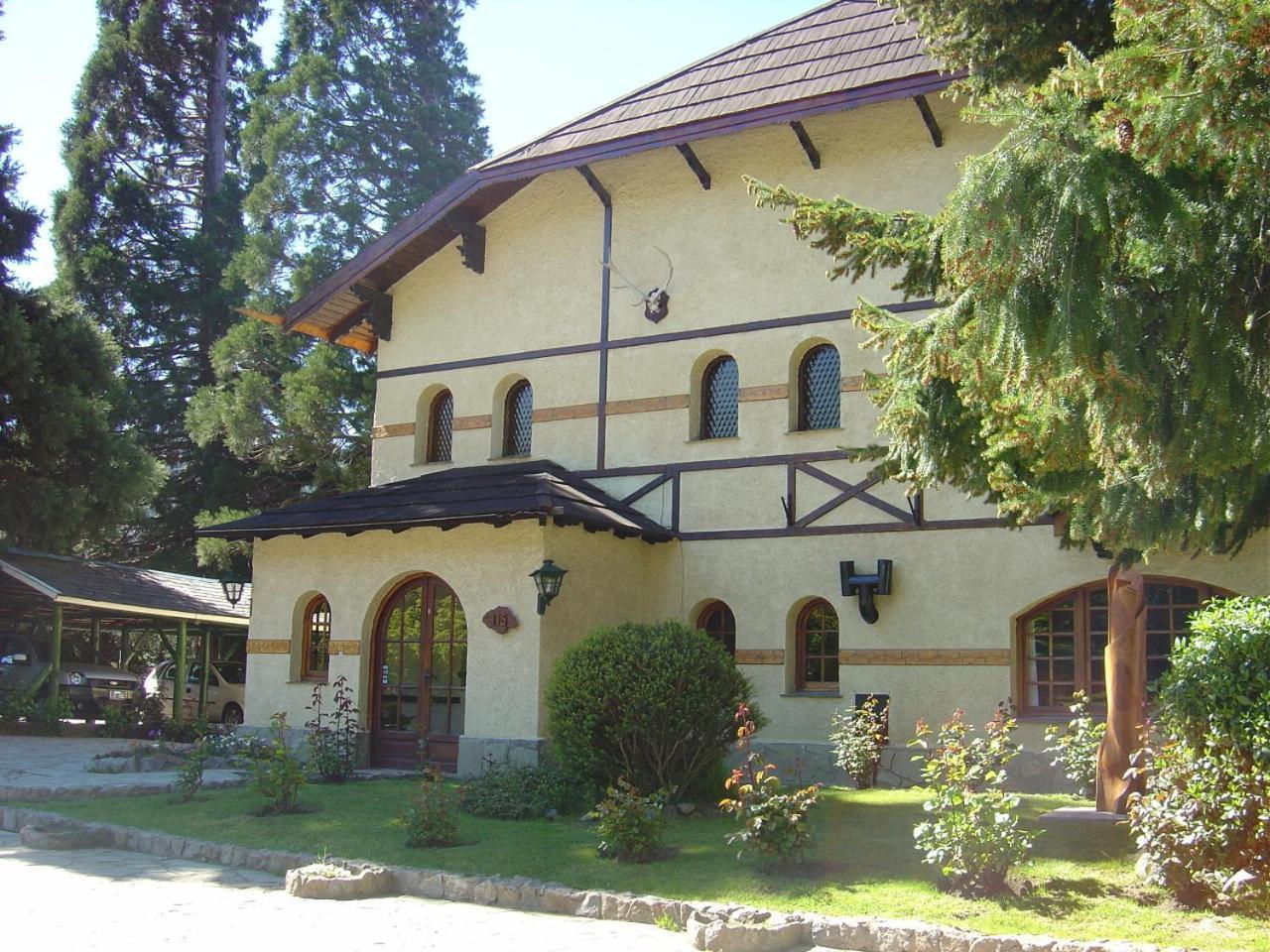 Hosteria La Posta Del Cazador Hotel San Martín de los Andes Eksteriør billede